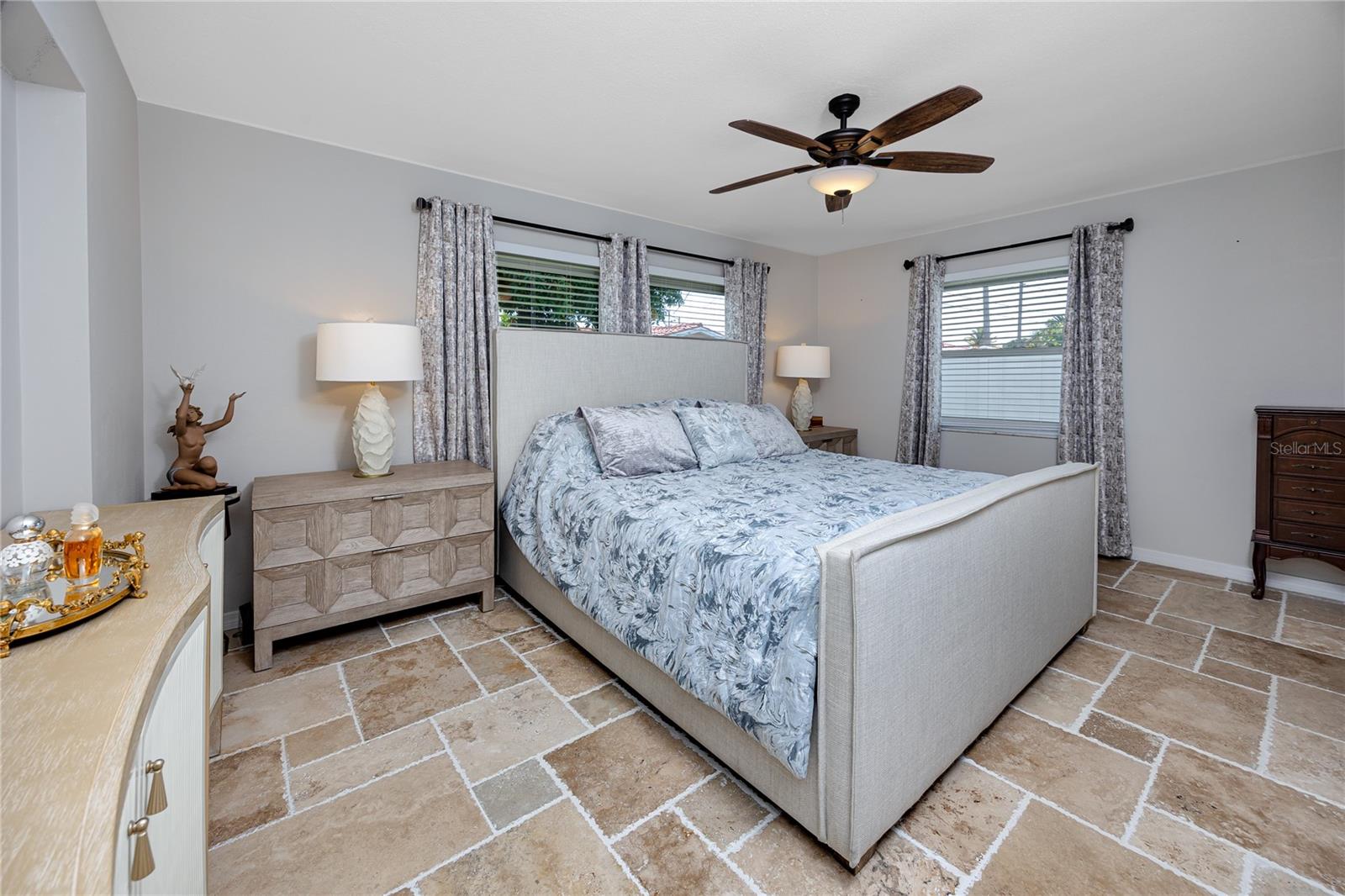 WILLIAMSDALE SQUARE 4TH ADD - Residential