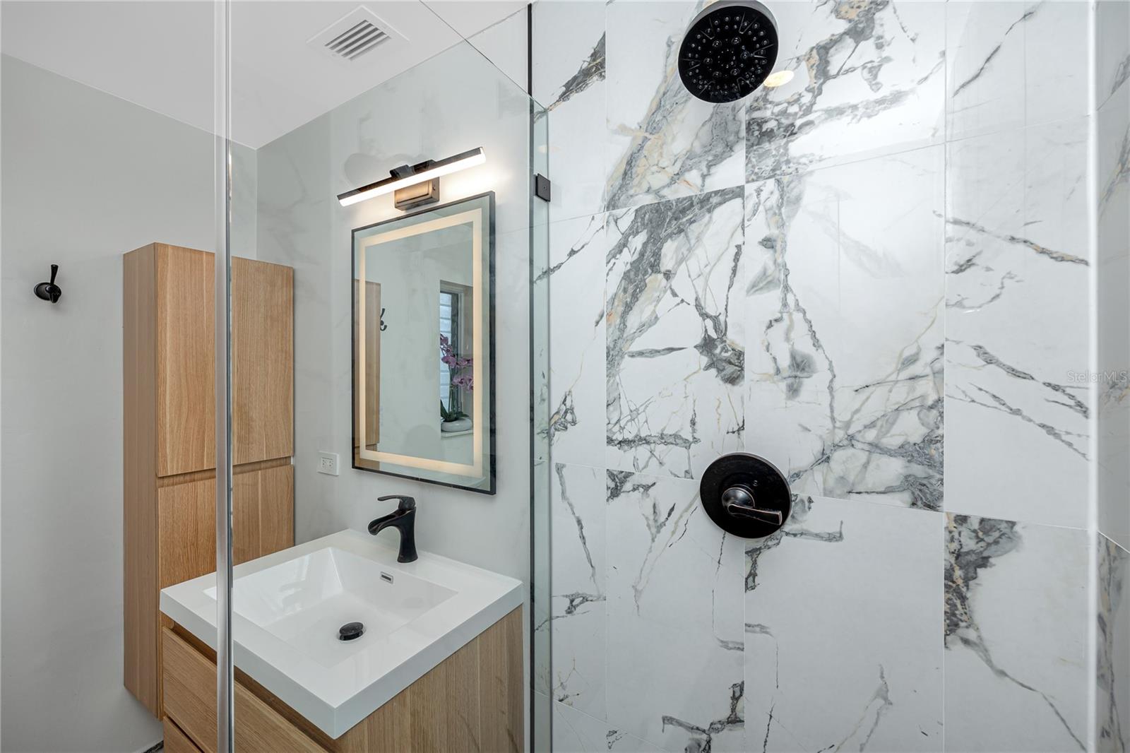 WILLIAMSDALE SQUARE 4TH ADD - Residential