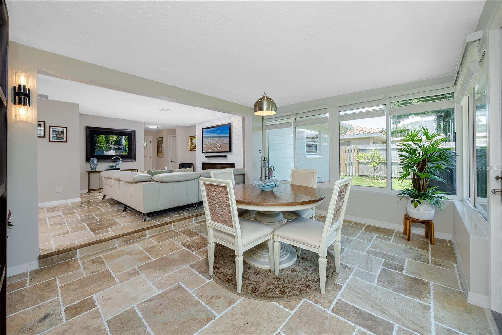 WILLIAMSDALE SQUARE 4TH ADD - Residential