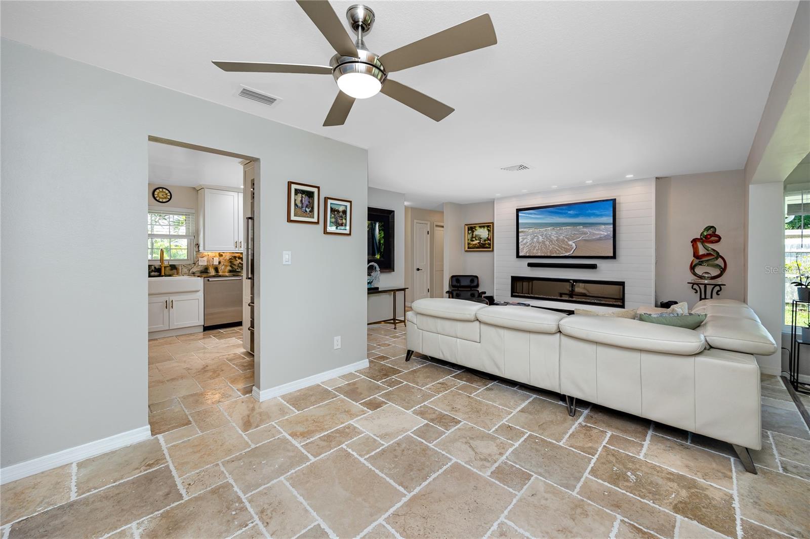 WILLIAMSDALE SQUARE 4TH ADD - Residential