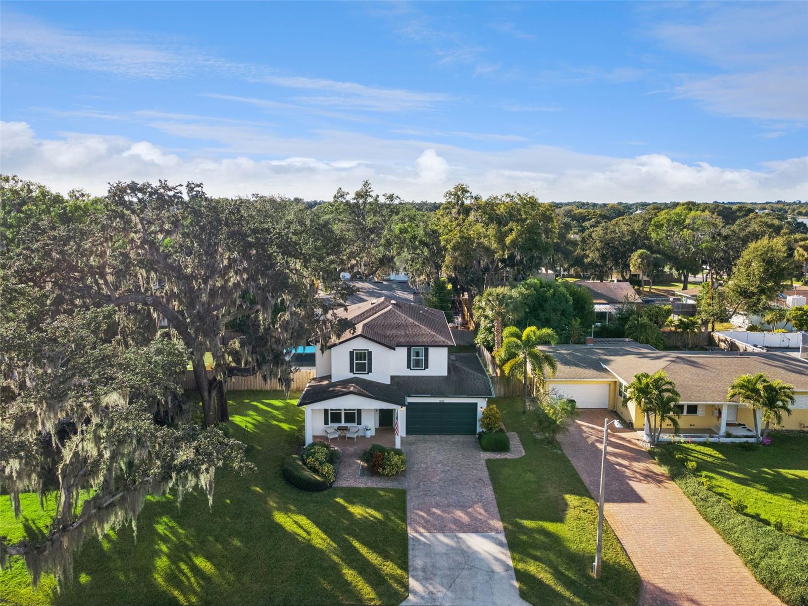 LAKE CONWAY ESTATES - Residential