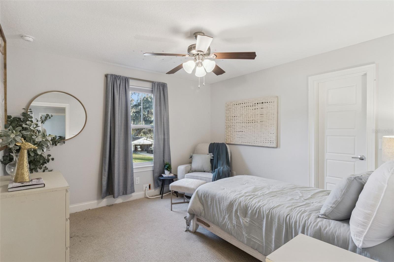 LAKE CONWAY ESTATES - Residential