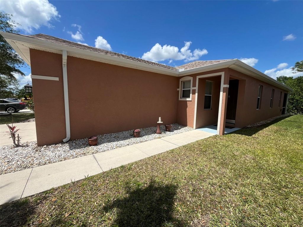 Photo of 13282 SW Pembroke Circle N, Lake Suzy, FL 34269 (MLS # C7525017)