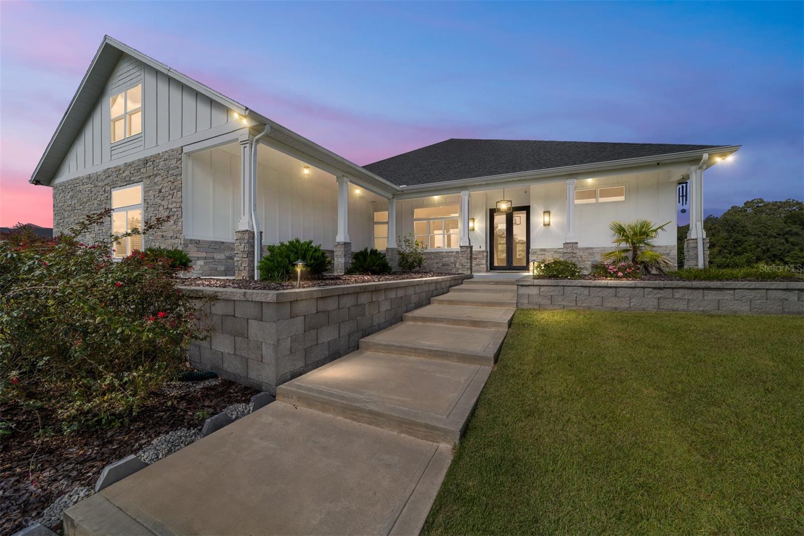 RED OAK ESTATES - Residential