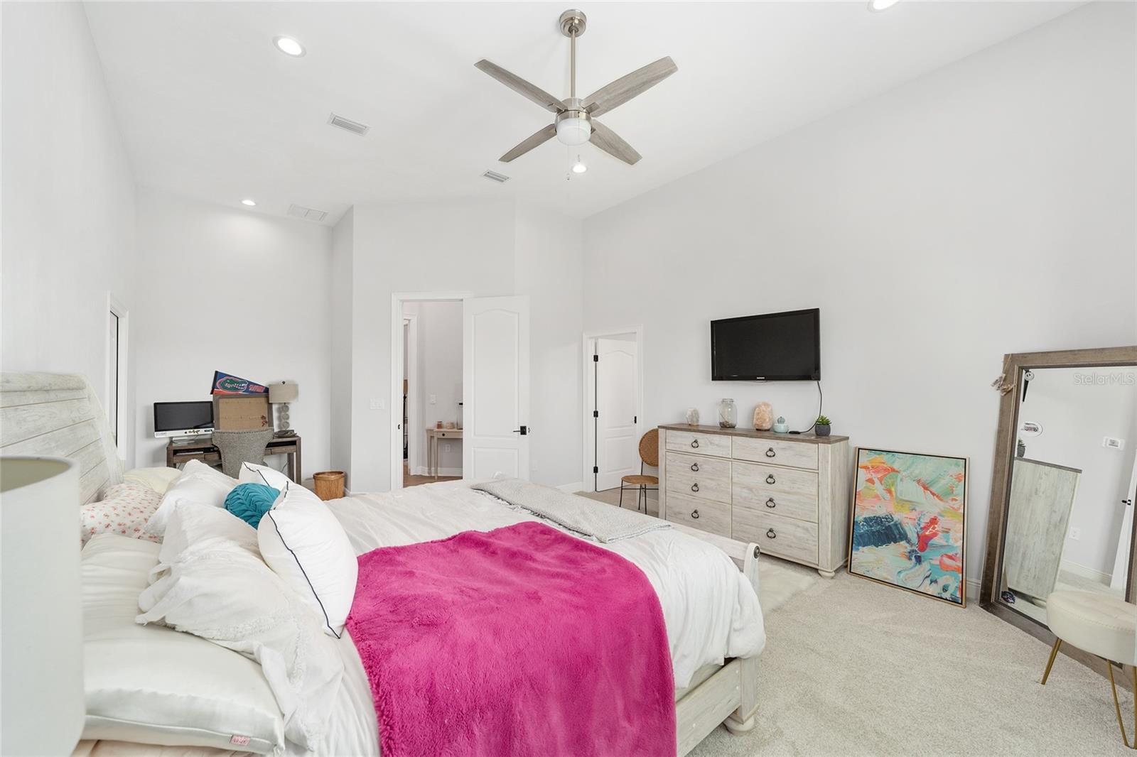 RED OAK ESTATES - Residential