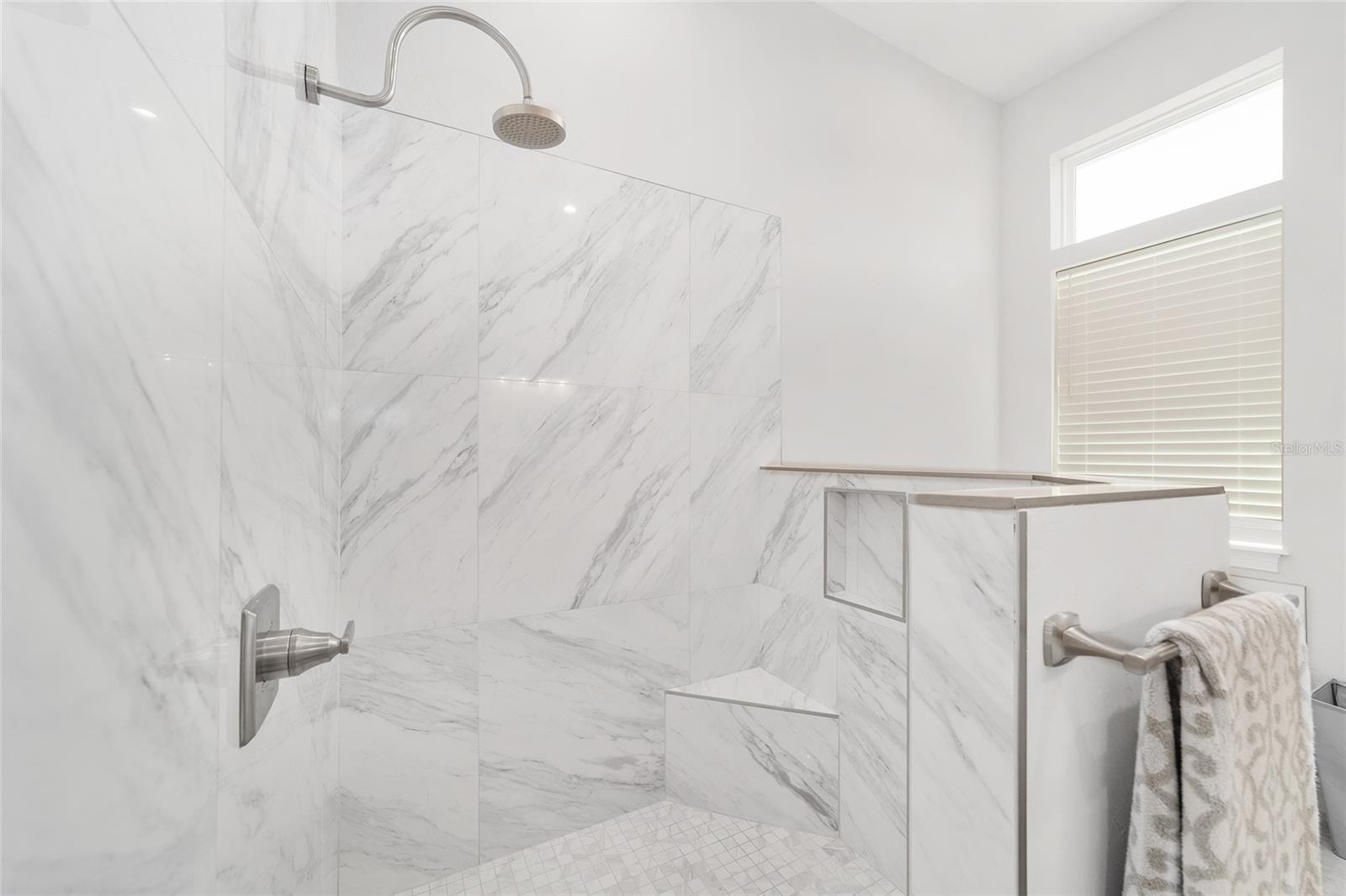 RED OAK ESTATES - Residential