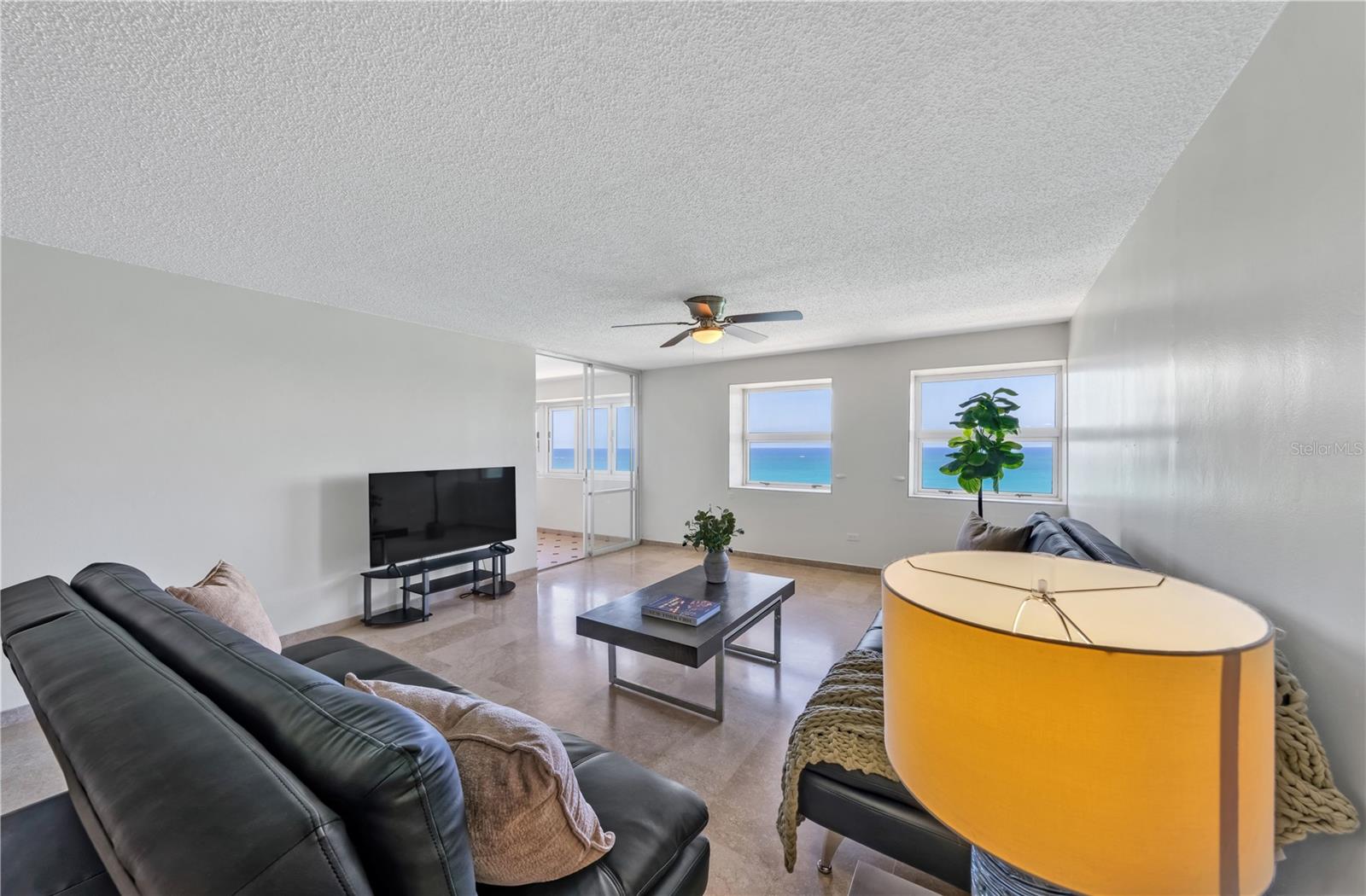 ISLA VERDE - Residential