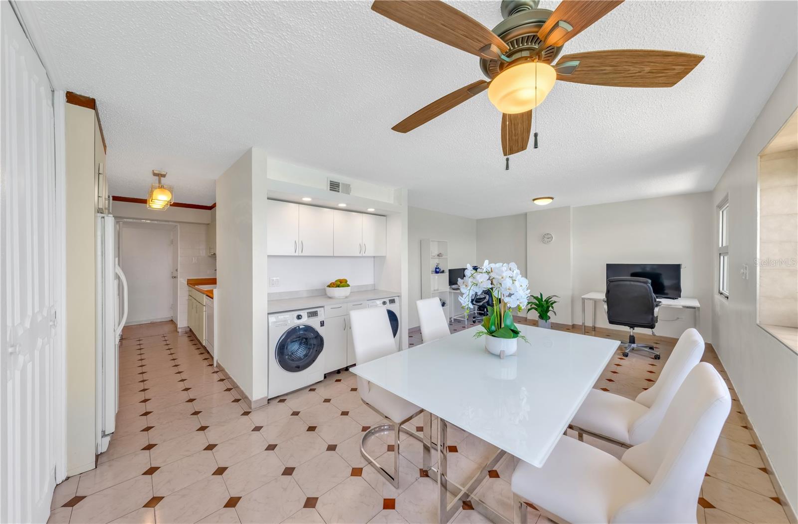 ISLA VERDE - Residential