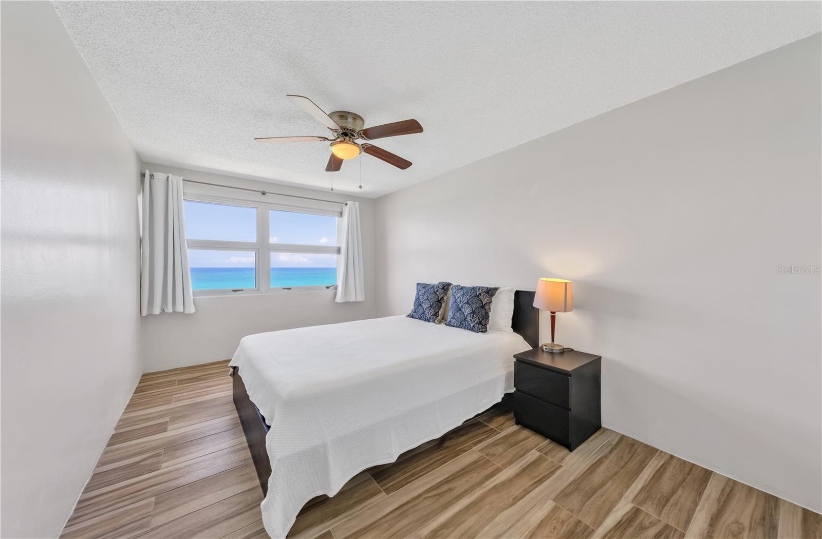 ISLA VERDE - Residential