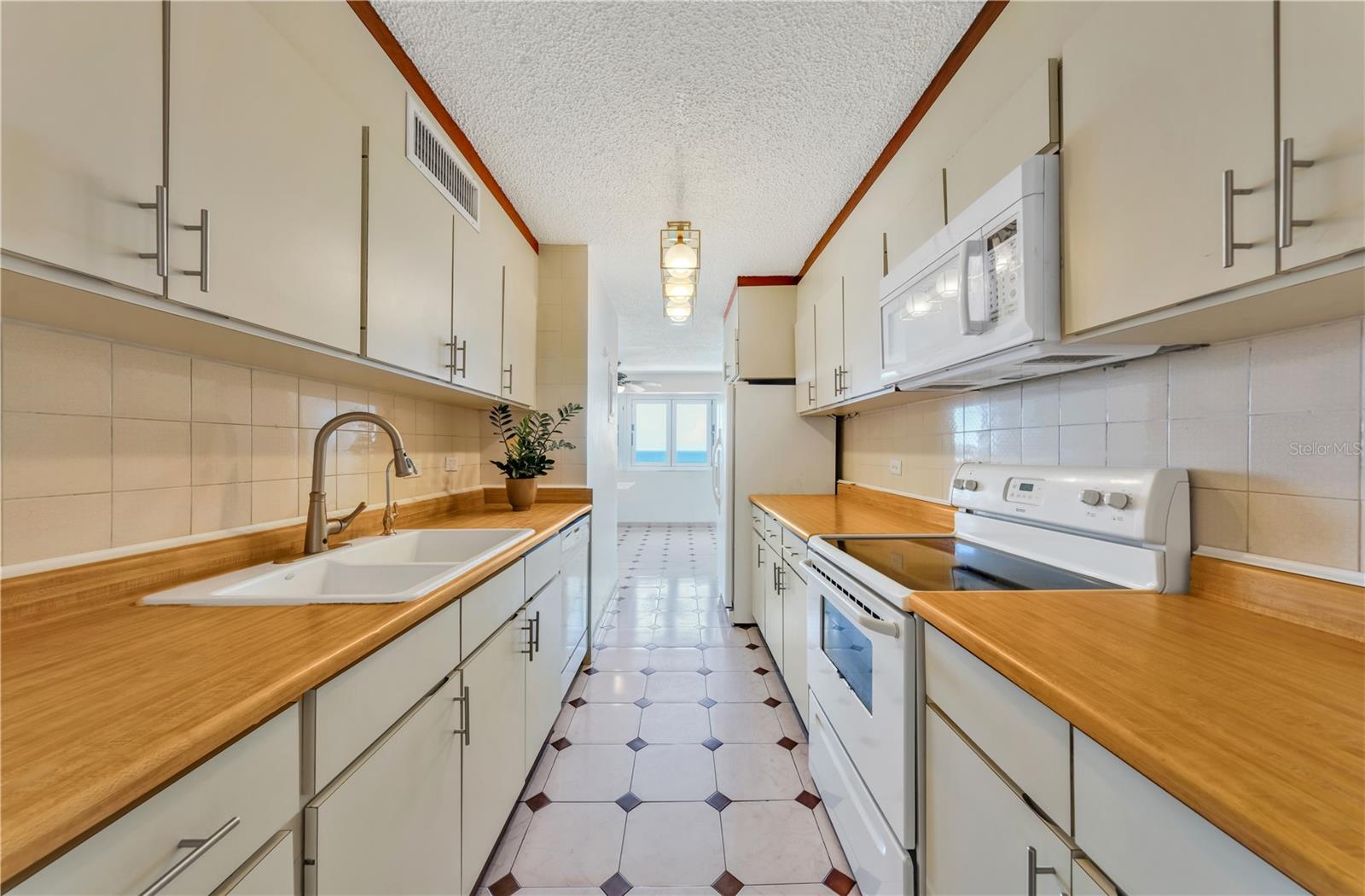 ISLA VERDE - Residential