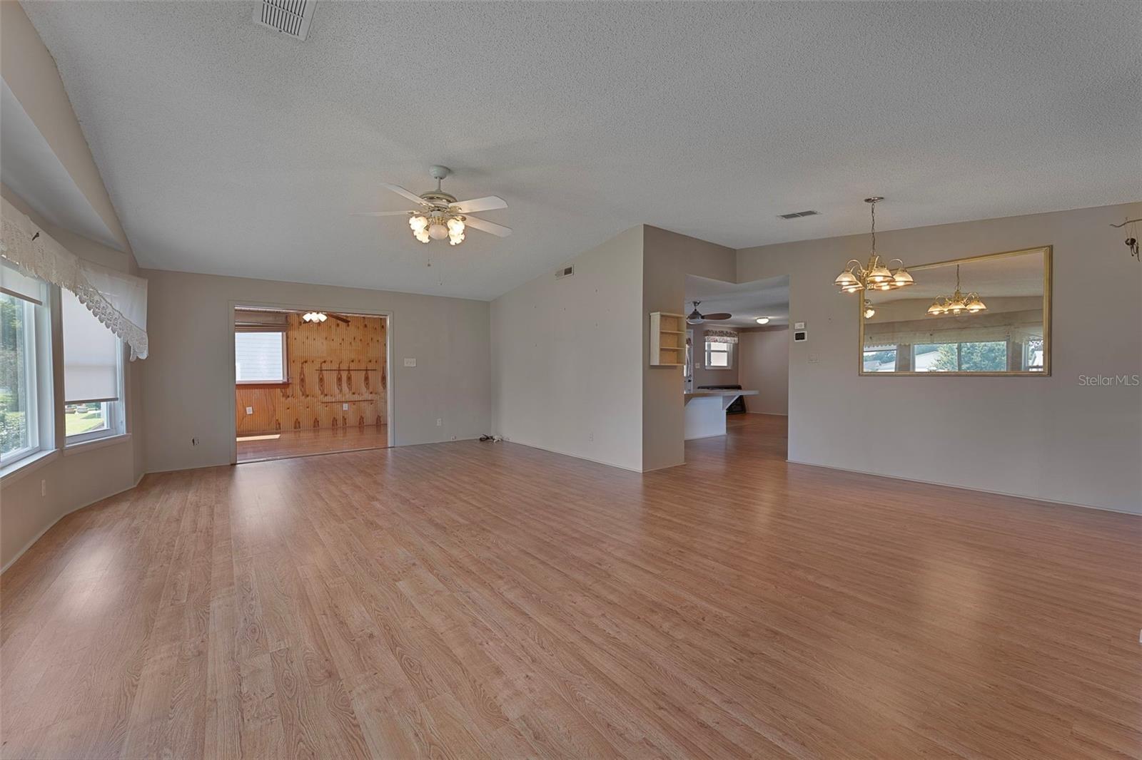 HIGHLAND FAIRWAYS PH 01 - Residential