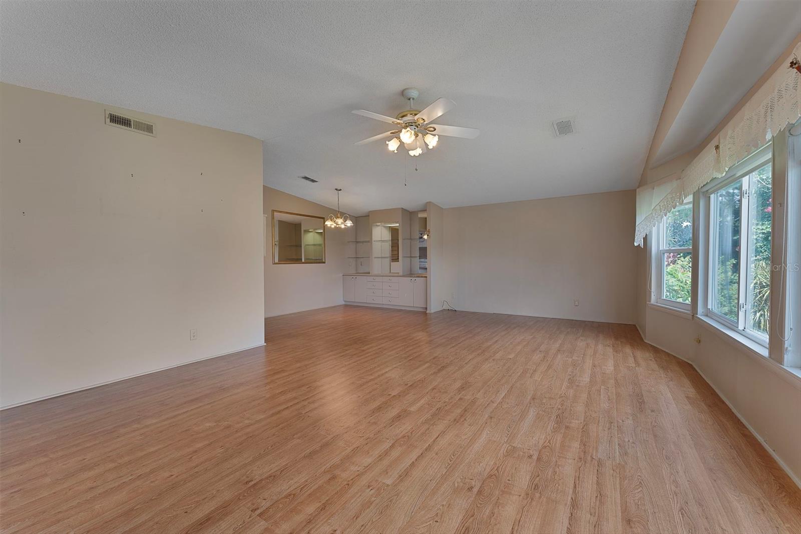 HIGHLAND FAIRWAYS PH 01 - Residential