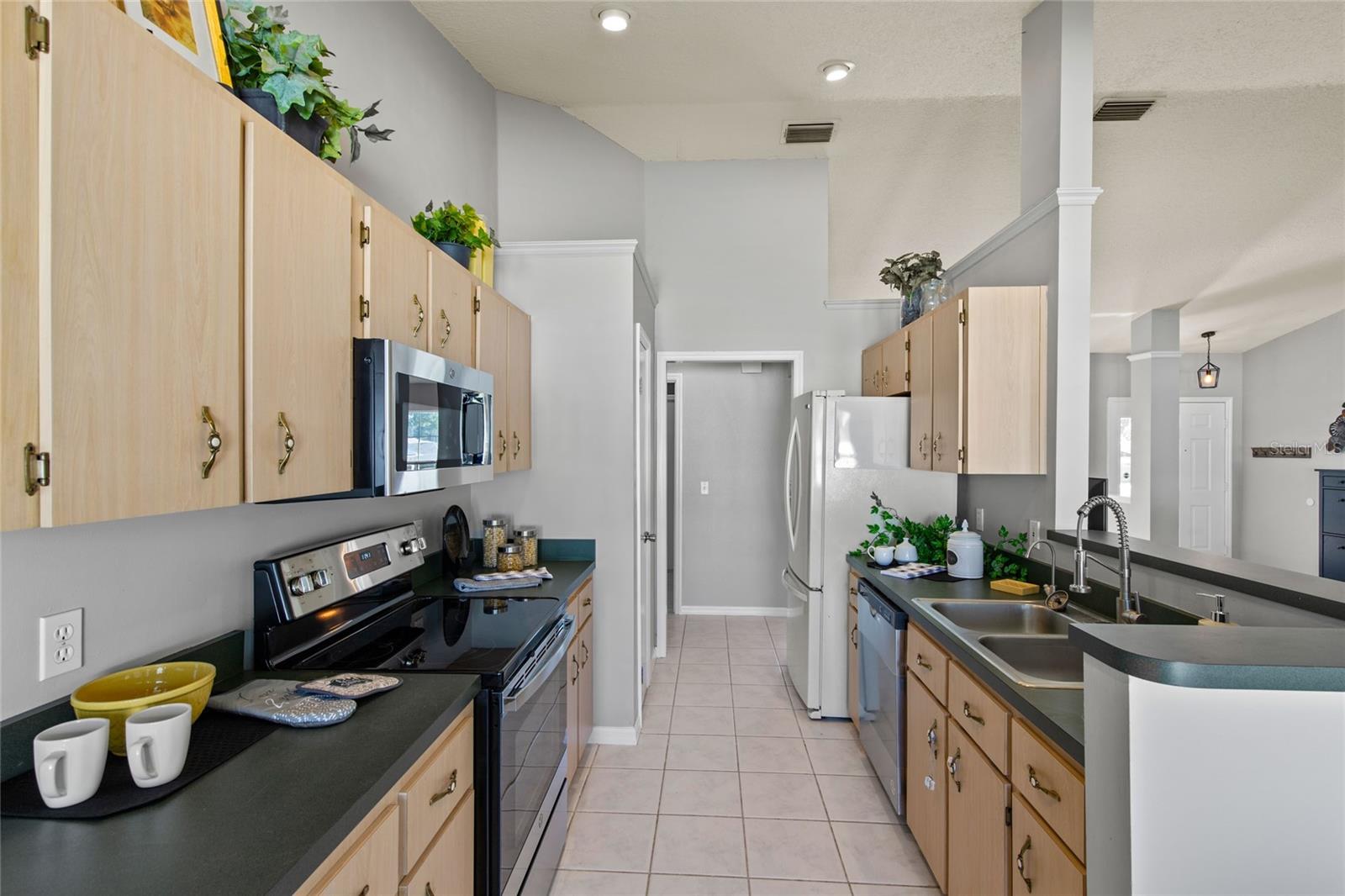 COUNTRYSIDE ESTATE - Residential