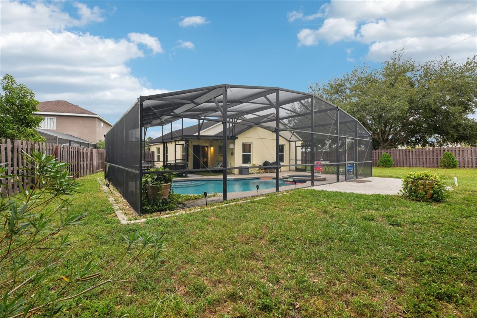 HEATHER GLEN AT MEADOW WOODS 43/134 - Residential