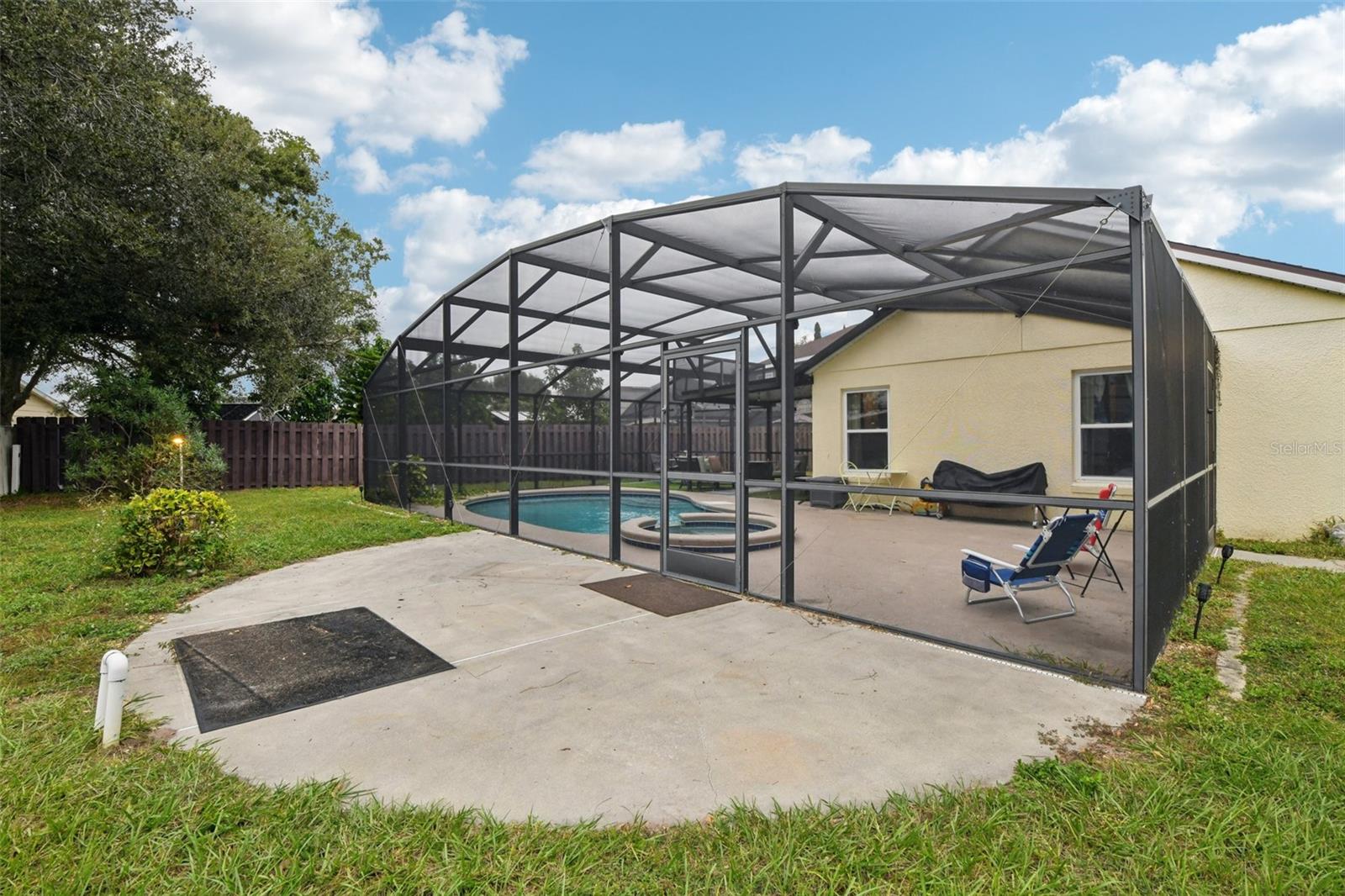 HEATHER GLEN AT MEADOW WOODS 43/134 - Residential