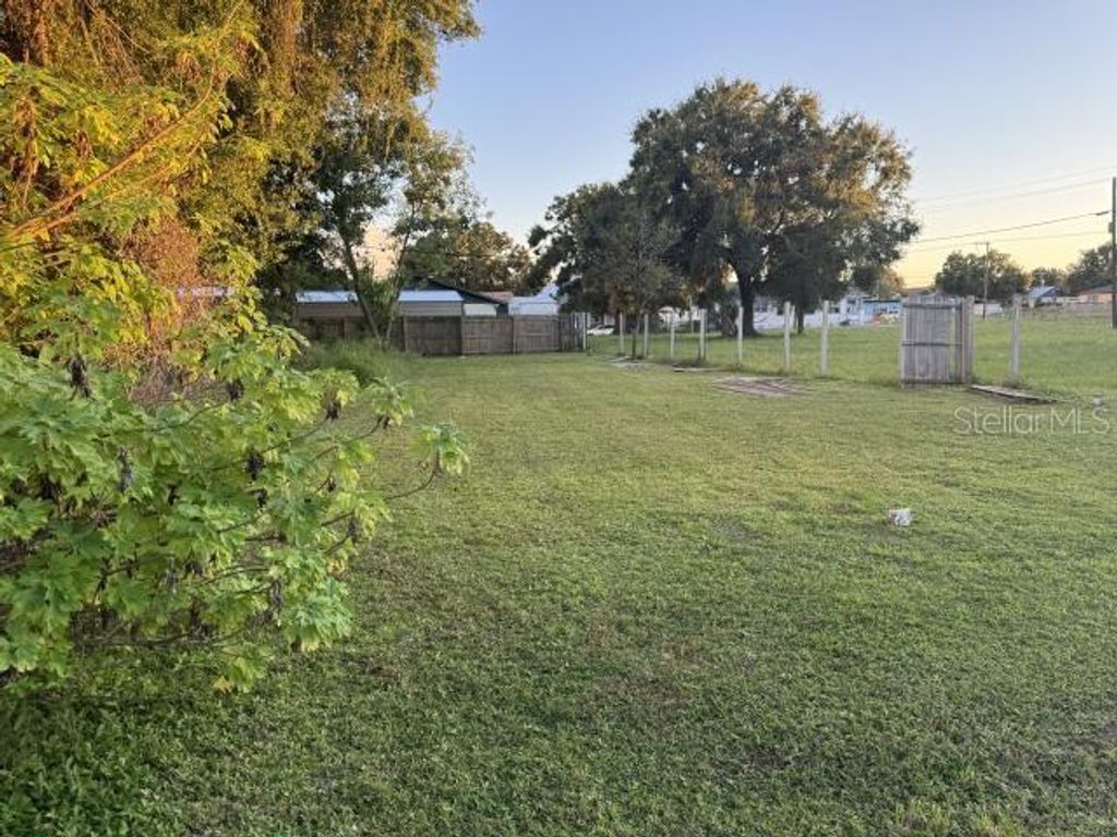 Photo of 2328 W Cherry Street, Tampa, FL 33607 (MLS # TB8438328)