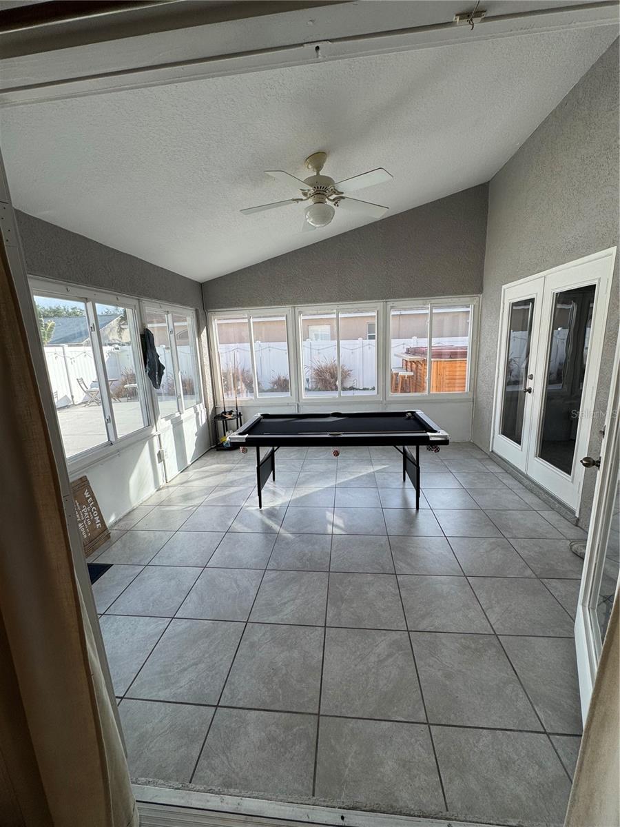 LAKE ST CHARLES UNIT 9 - Residential Lease