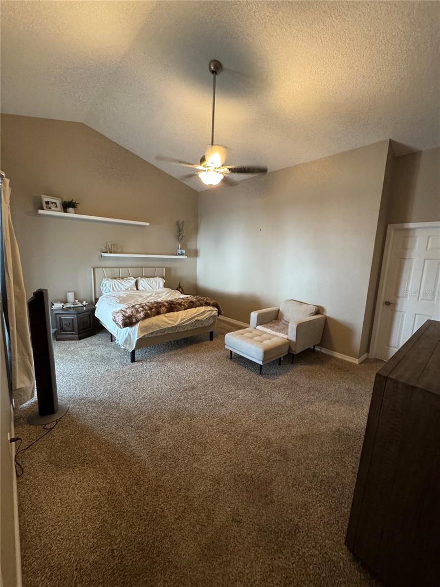 LAKE ST CHARLES UNIT 9 - Residential Lease
