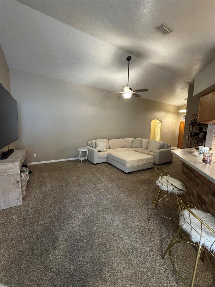 LAKE ST CHARLES UNIT 9 - Residential Lease