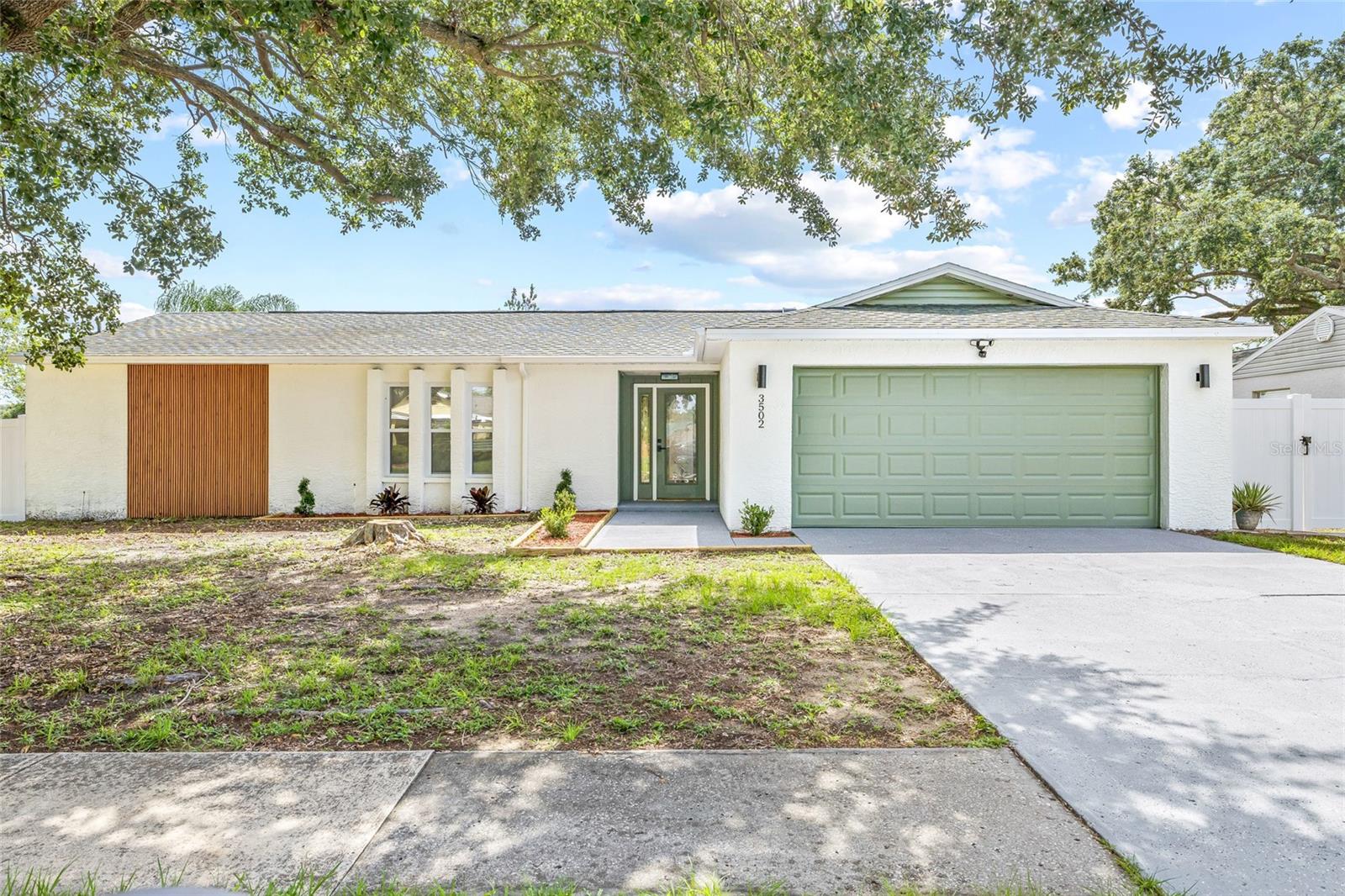 3502 KING RICHARD COURT
