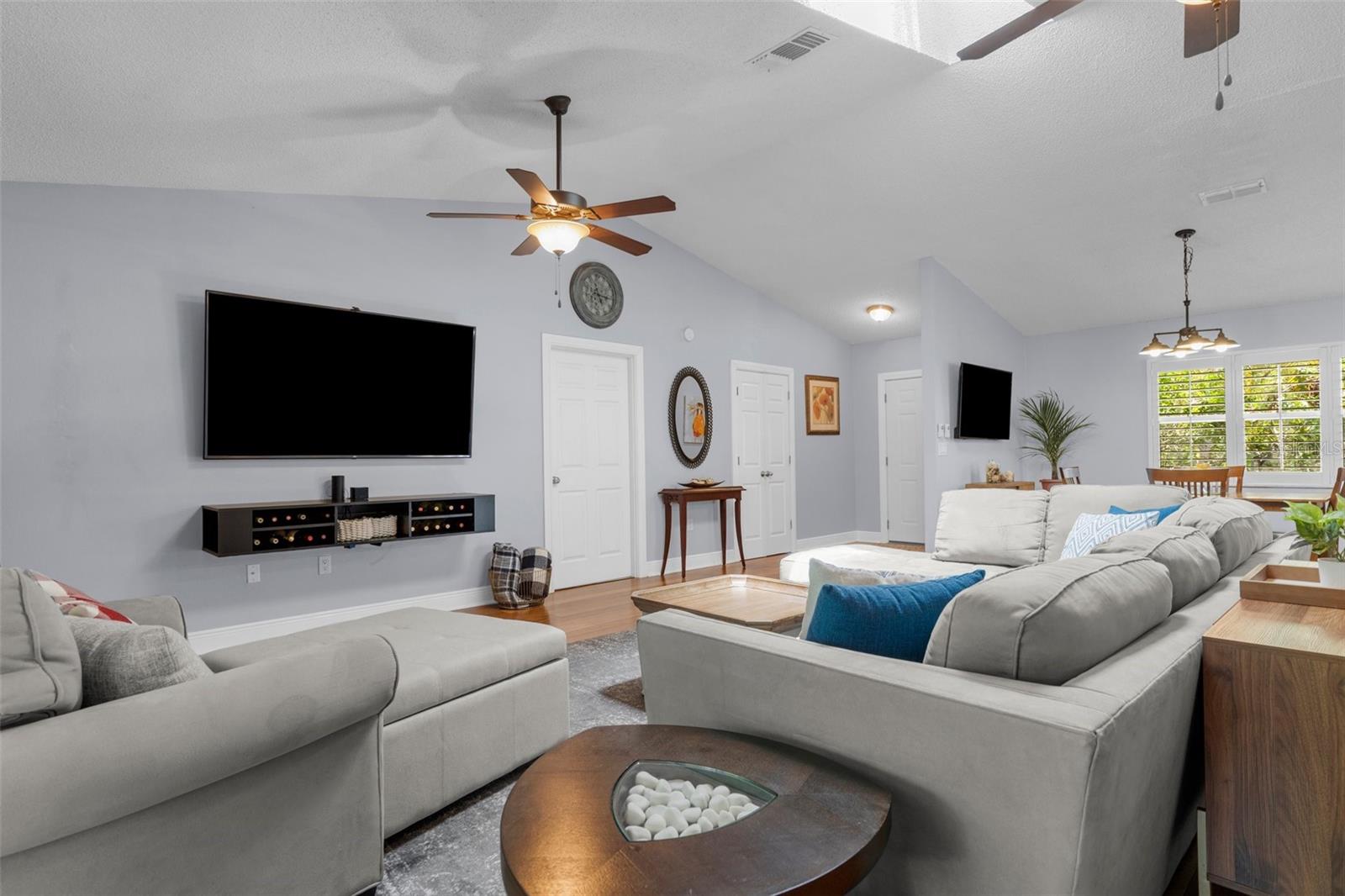 HEATHER LAKES - Residential