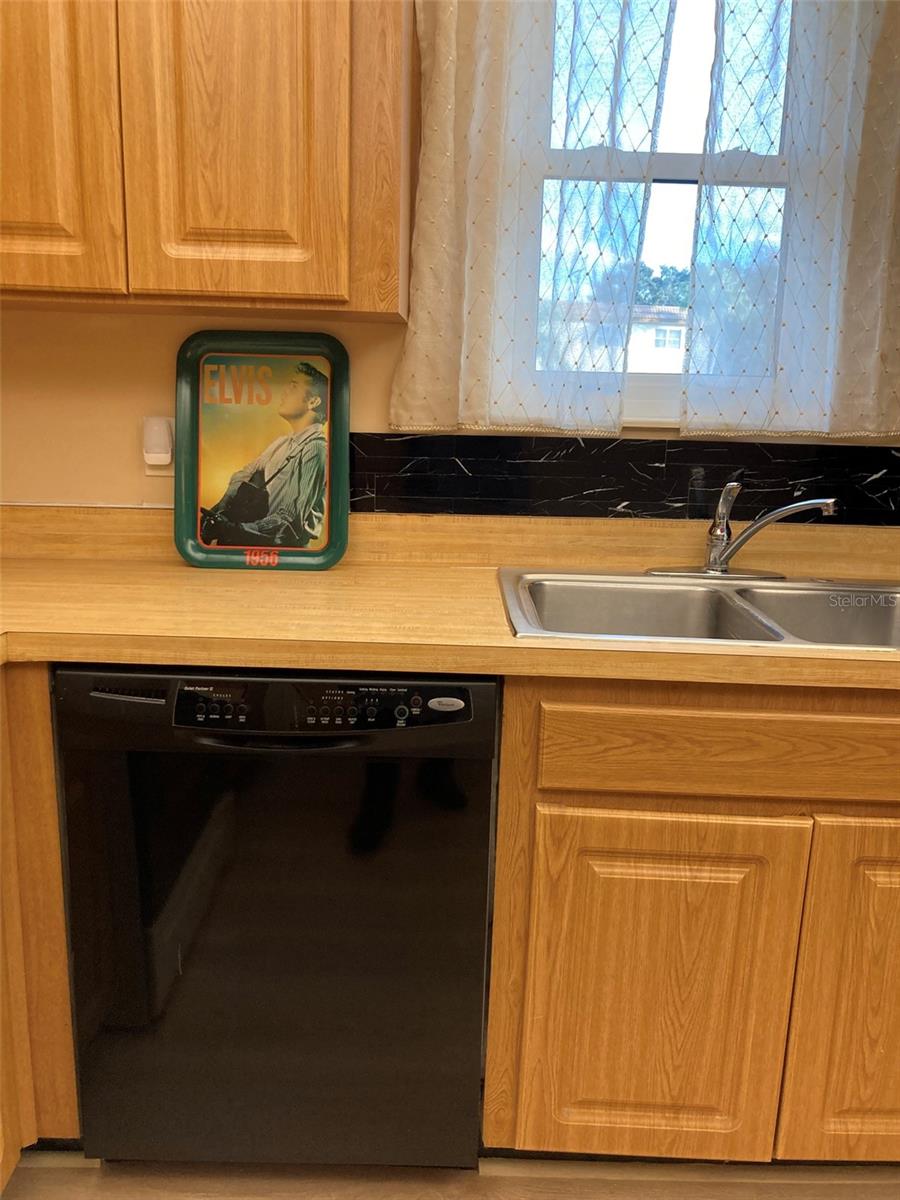 FIVE TOWNS OF ST PETE - Residential