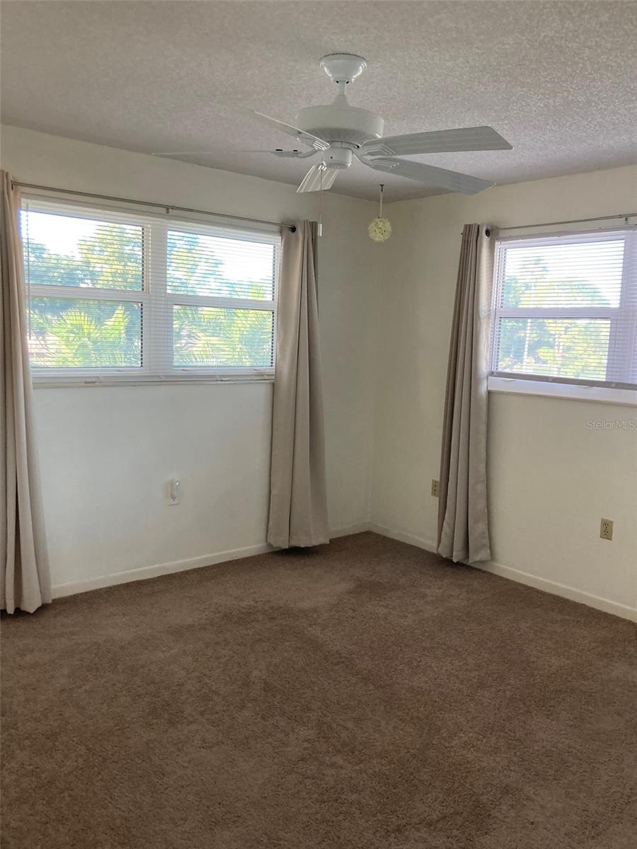 FIVE TOWNS OF ST PETE - Residential