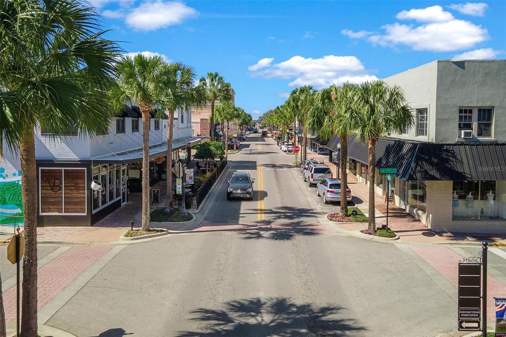 Photo of 103 S 2nd Street #A, Leesburg, FL 34748 (MLS # G5111964)