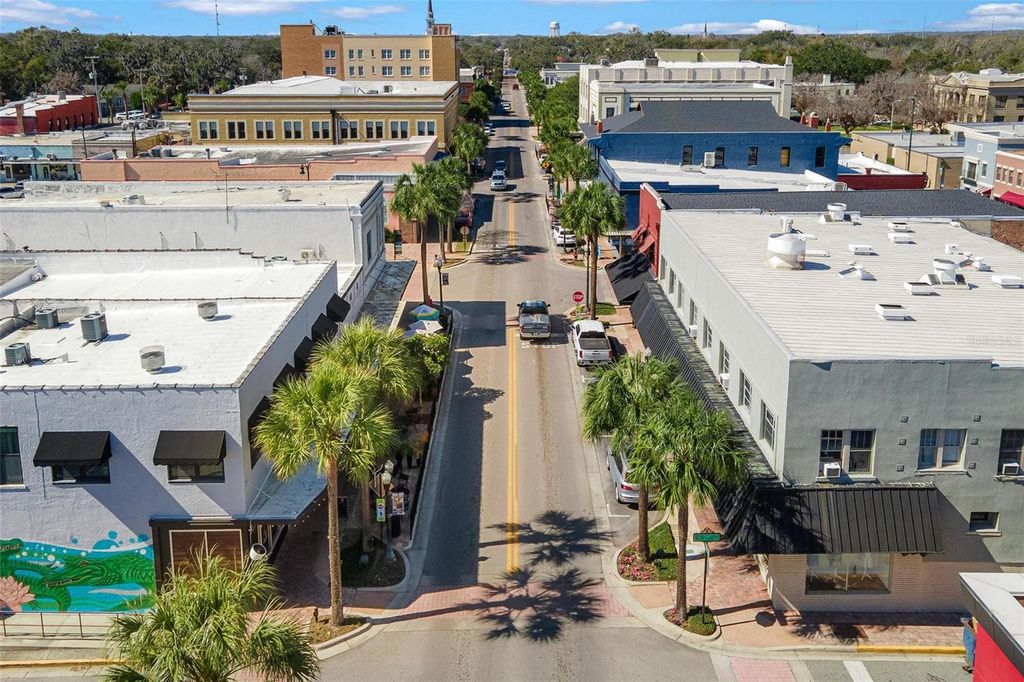 Photo of 103 S 2nd Street #A, Leesburg, FL 34748 (MLS # G5111964)