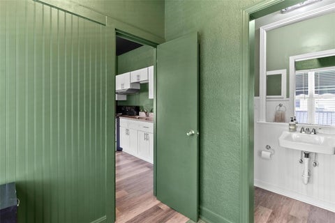 Tiny photo for 103 S 2nd Street #A, Leesburg, FL 34748 (MLS # G5111964)