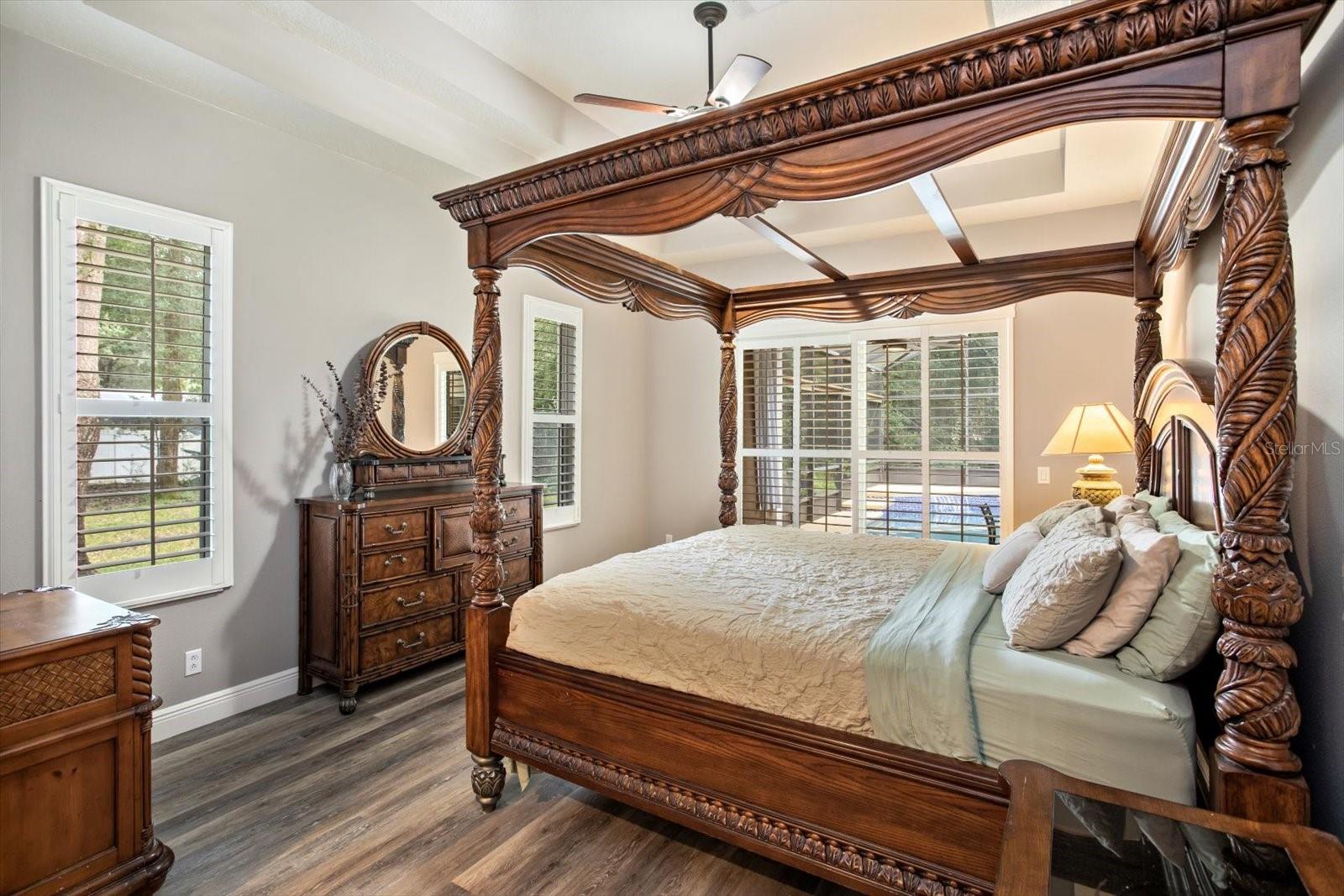 MARKHAM FOREST - Residential