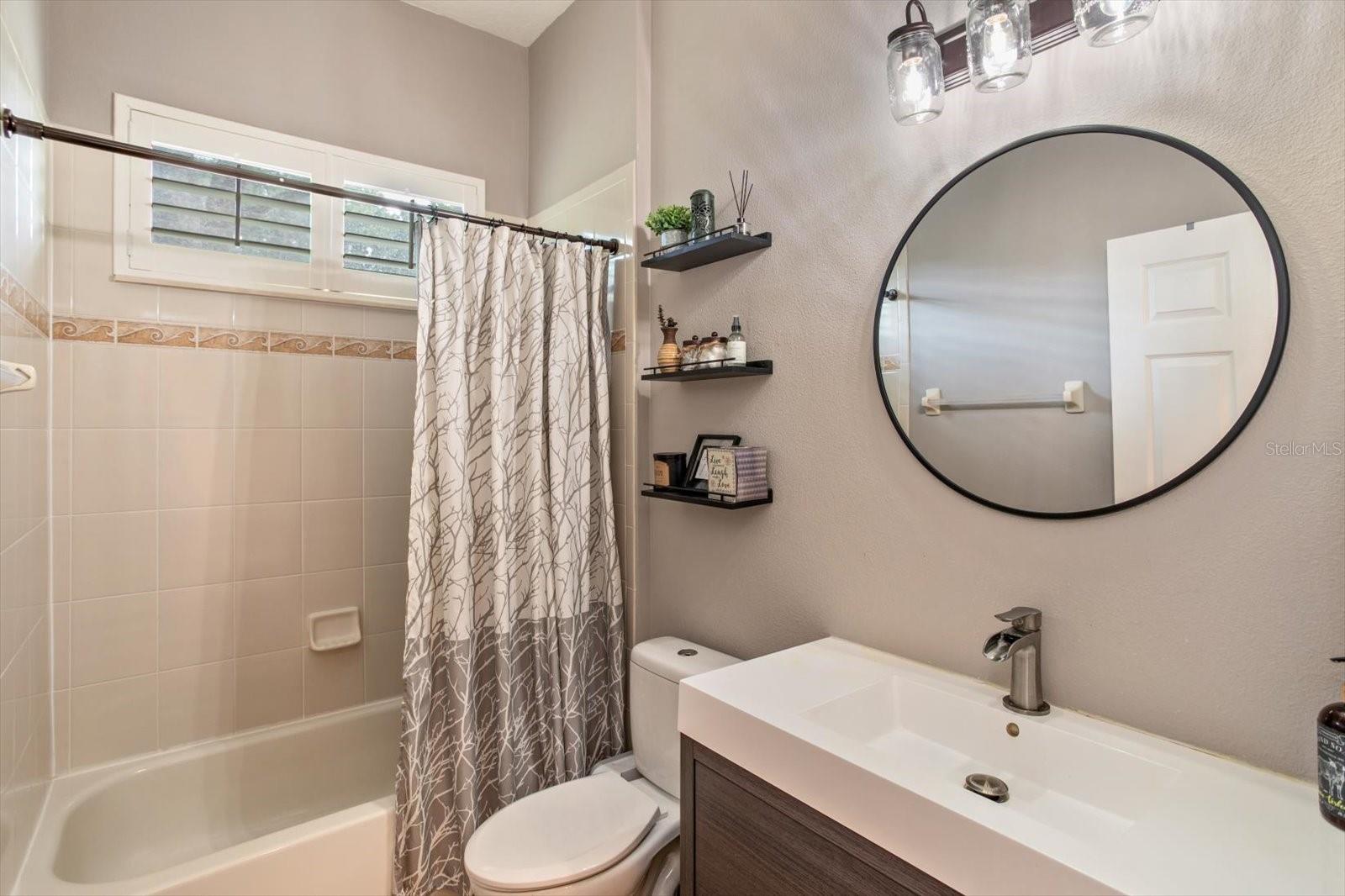 MARKHAM FOREST - Residential