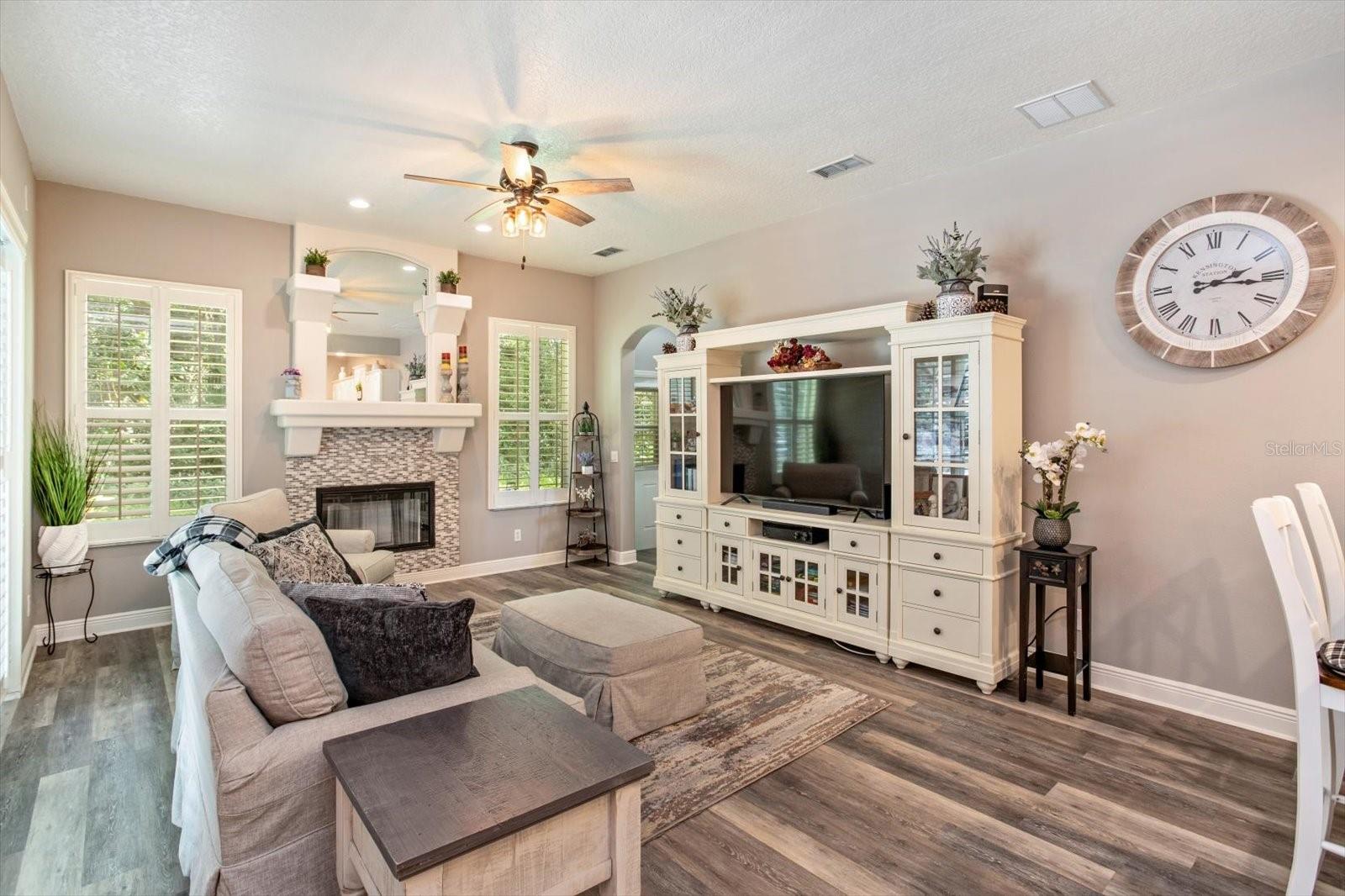 MARKHAM FOREST - Residential