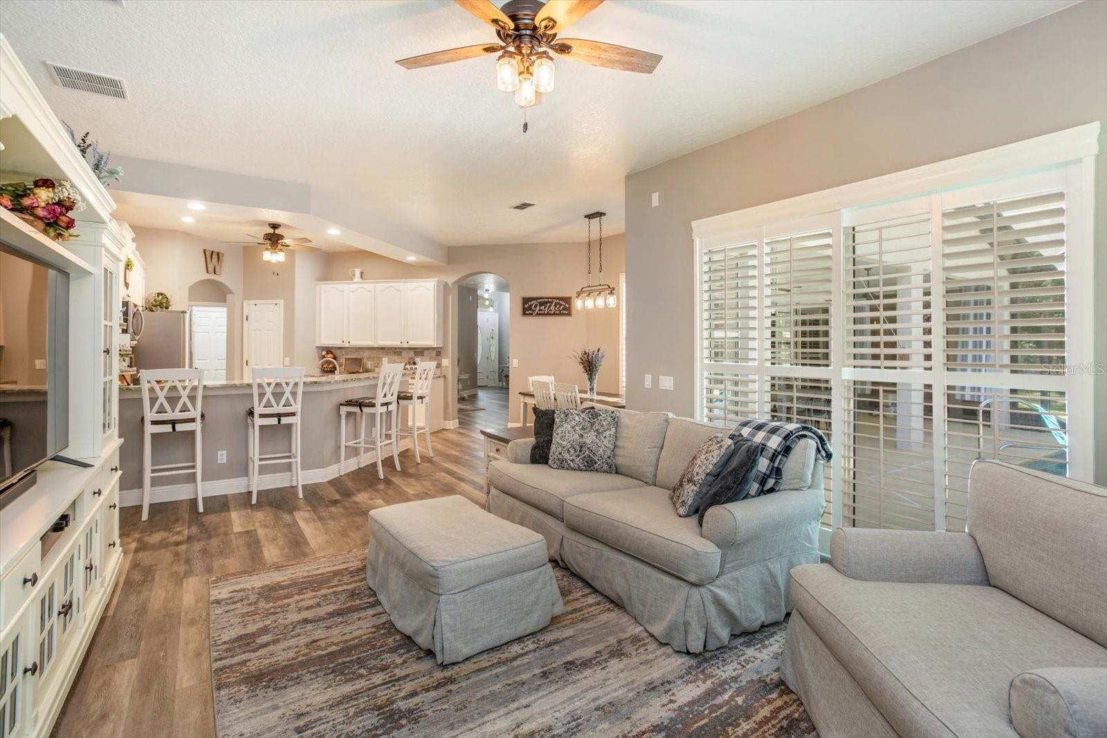 MARKHAM FOREST - Residential