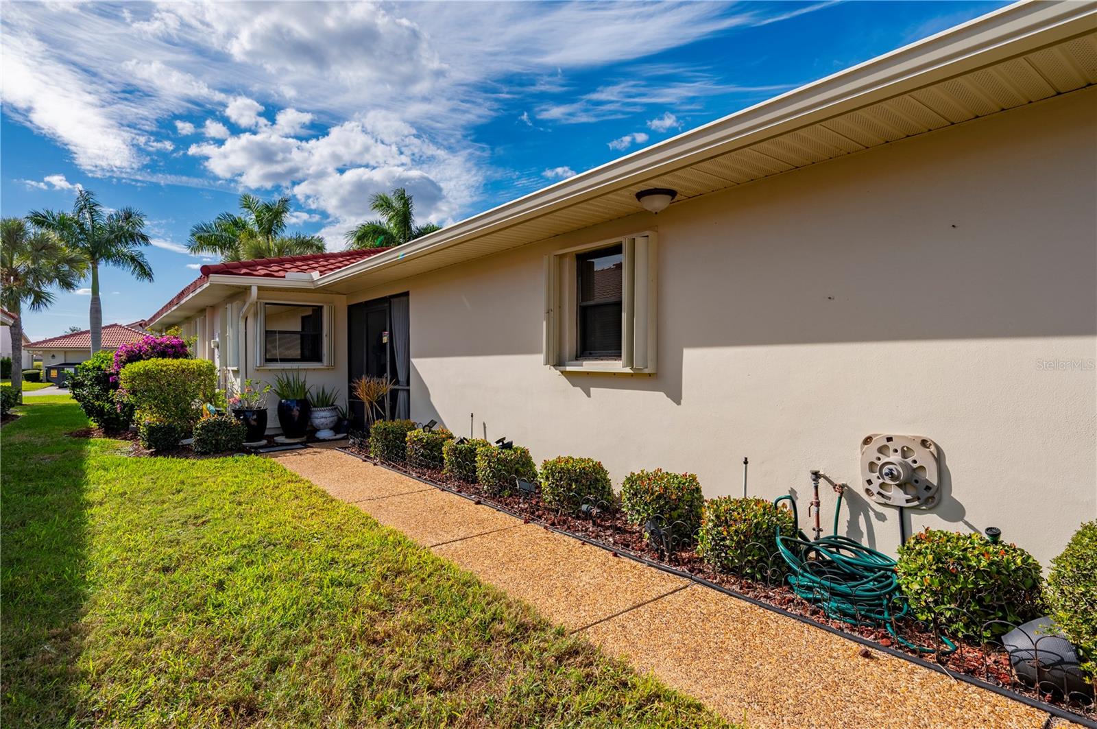 KINGSWAY GOLF VILLAS - Residential