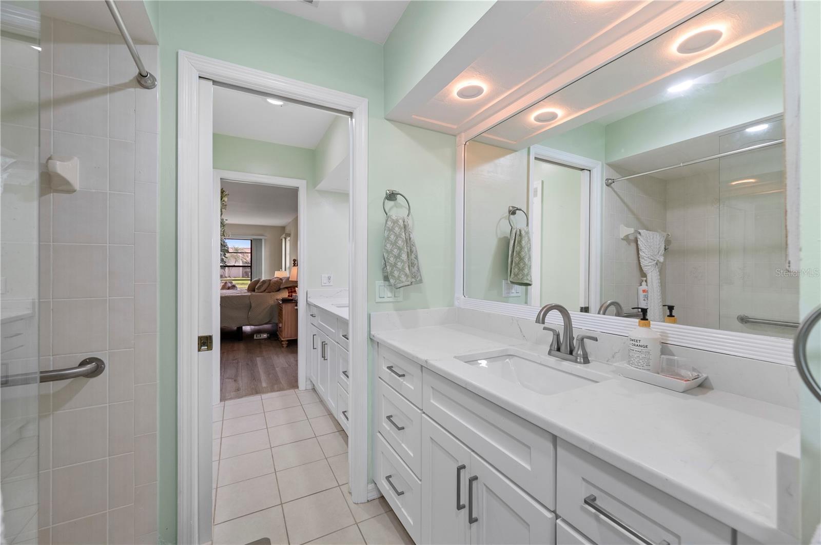 KINGSWAY GOLF VILLAS - Residential