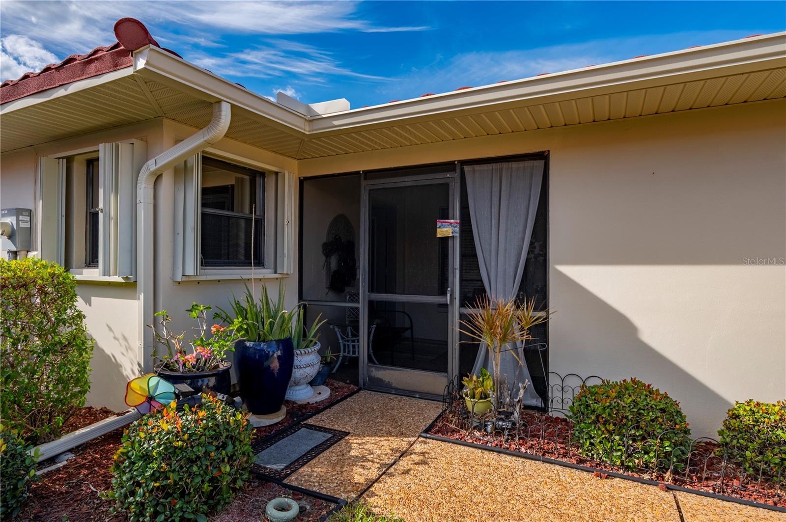 KINGSWAY GOLF VILLAS - Residential