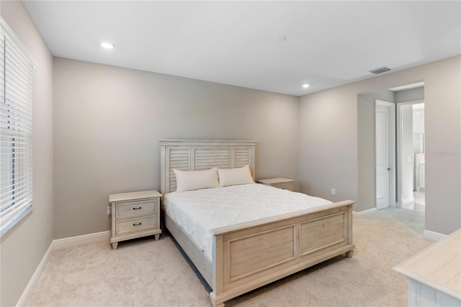 SWEETWATER AT LAKEWOOD RANCH PH I & II - Residential