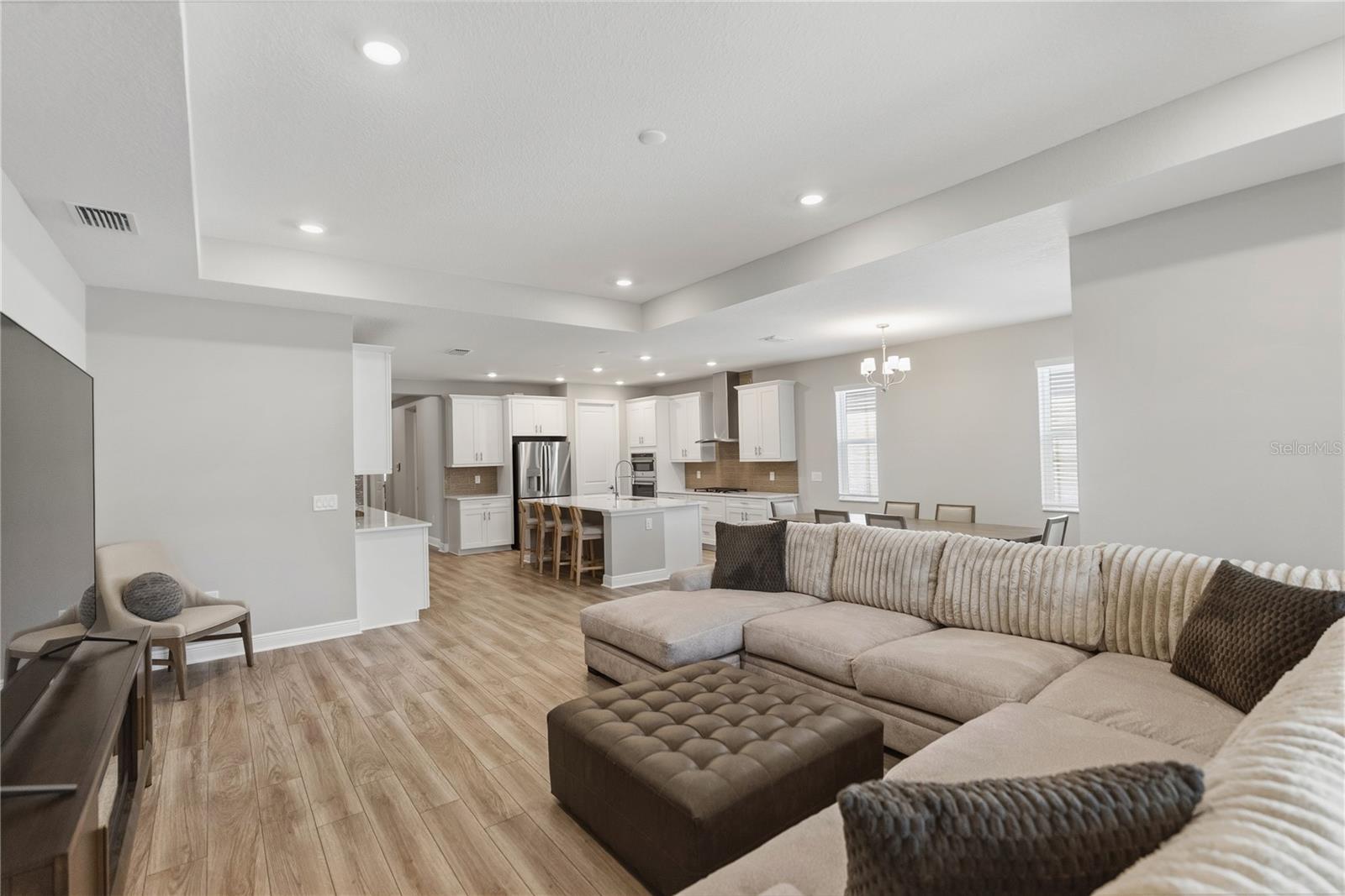 17526 SAVORY MIST CIRCLE