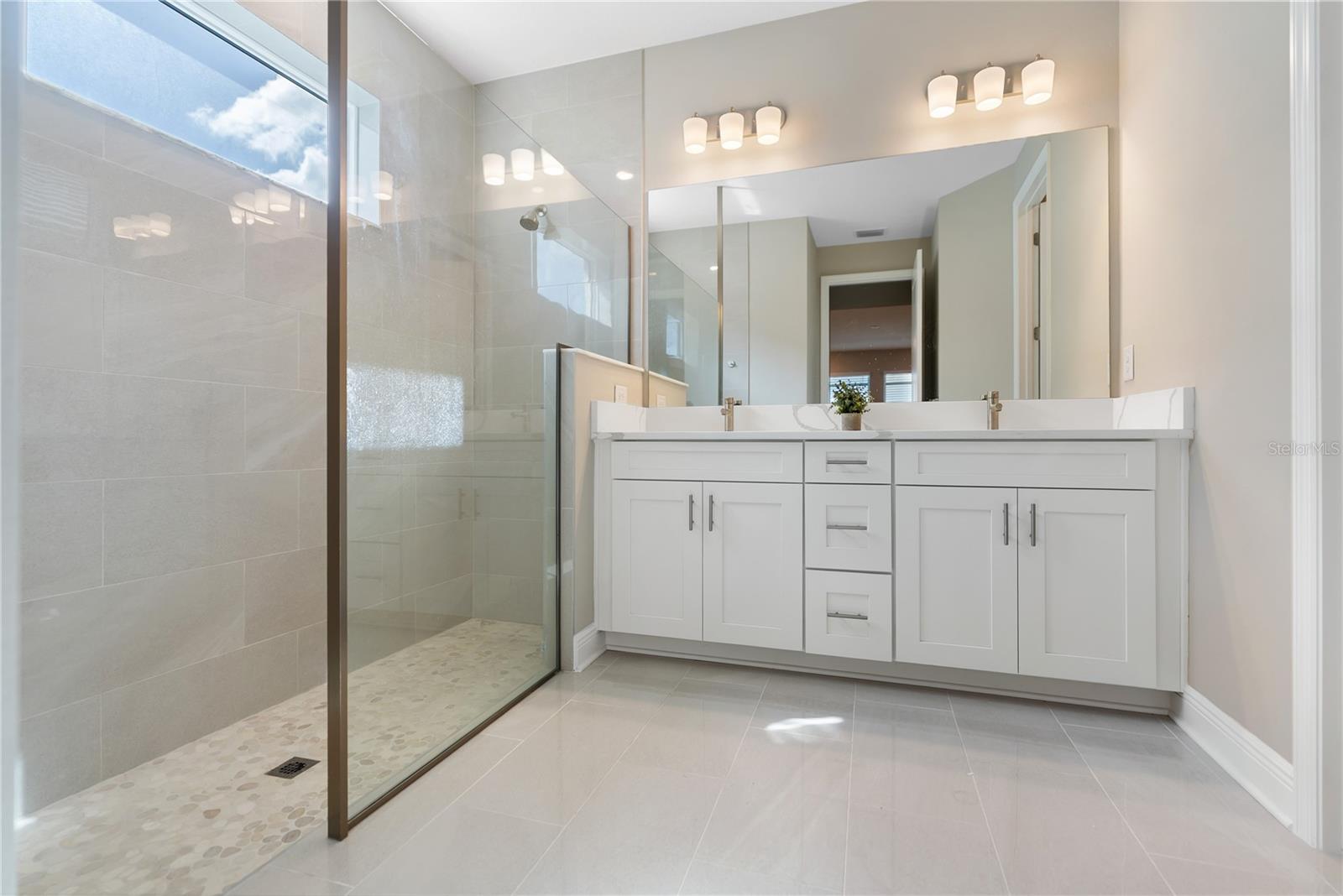 SWEETWATER AT LAKEWOOD RANCH PH I & II - Residential