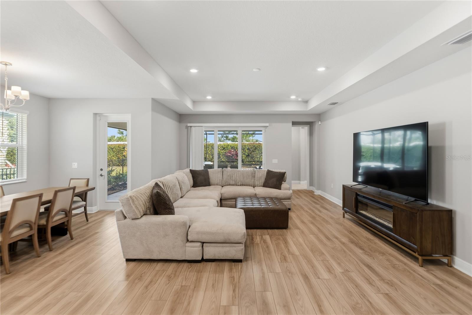 SWEETWATER AT LAKEWOOD RANCH PH I & II - Residential