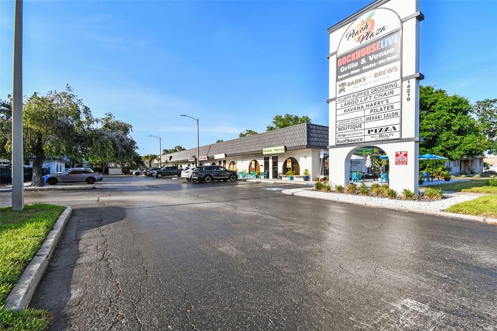 Photo of 14219 Walsingham Road #M, Largo, FL 33774 (MLS # TB8438825)