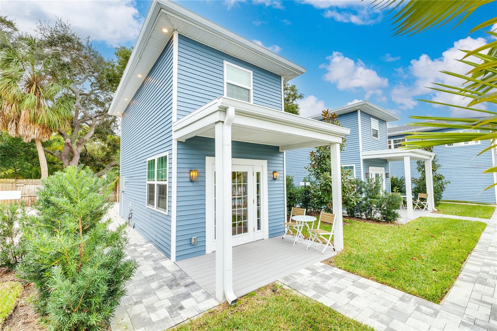 719 DOUGLAS AVENUE
