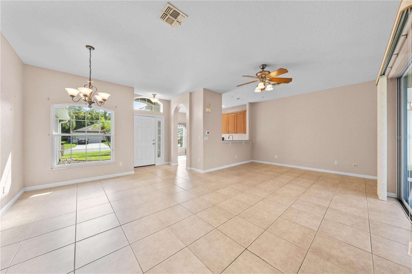 2975 WHITE CEDAR CIR