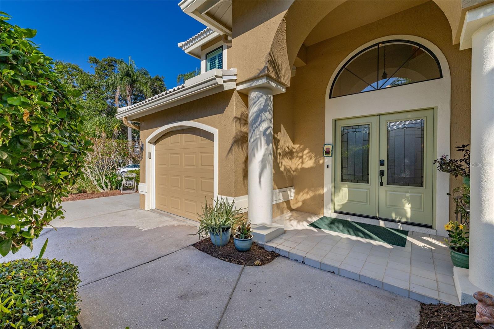 1103 KENSINGTON COURT