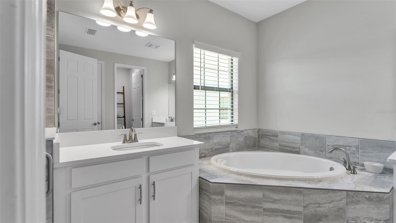 HINTON HAWKSTONE PH 2A & 2B2 - Residential