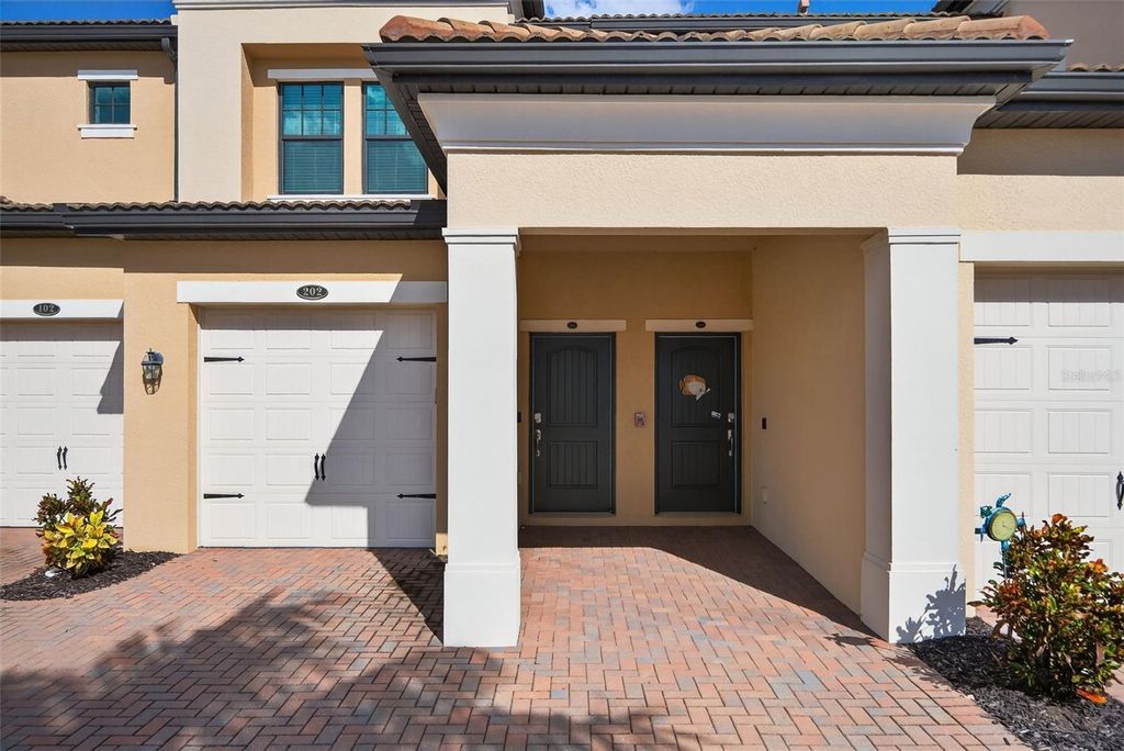Photo of 10047 Crooked Creek Drive #202, Venice, FL 34293 (MLS # A4665376)