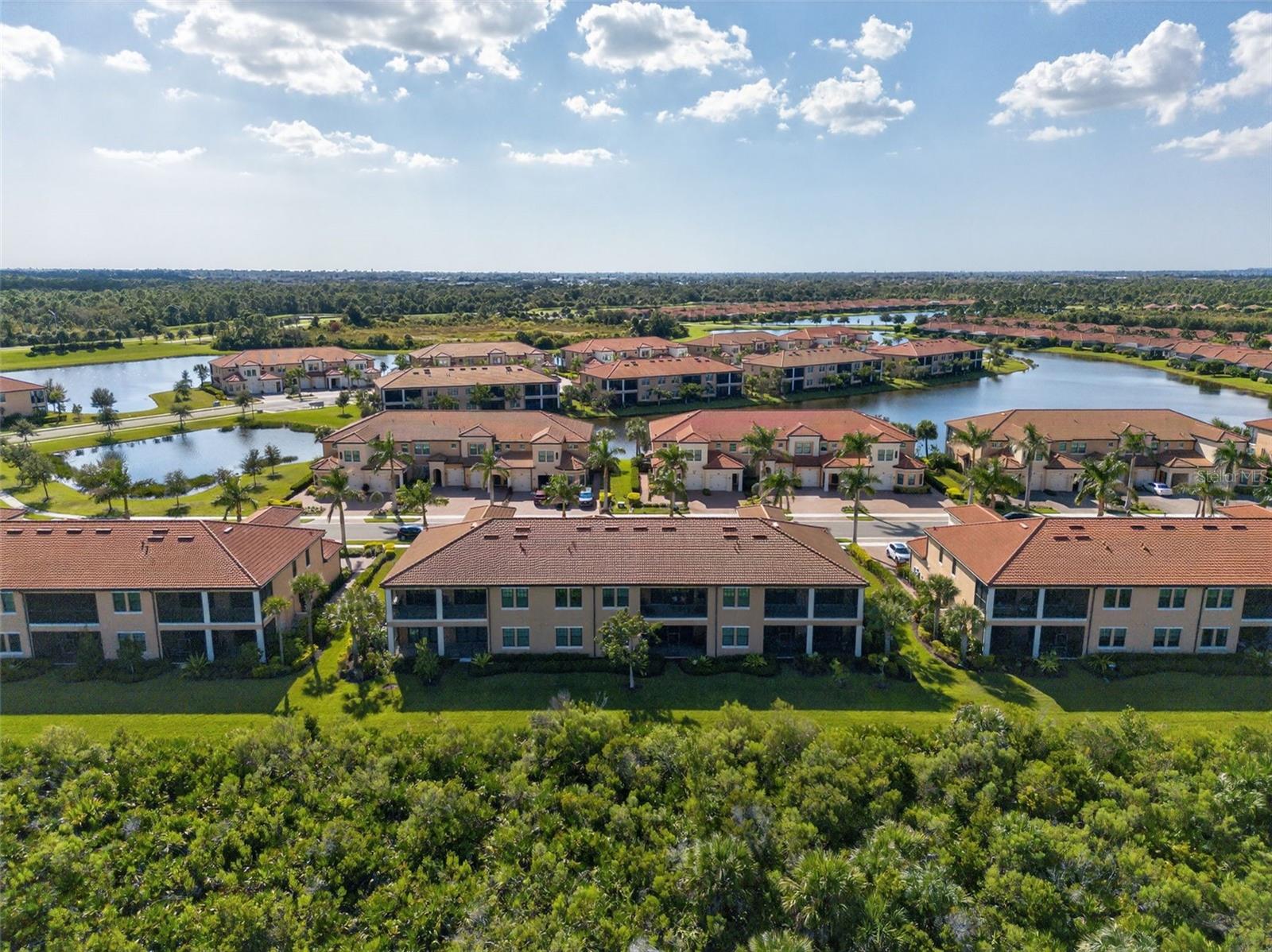 CROOKED CRK 2/SARASOTA NATIONA - Residential