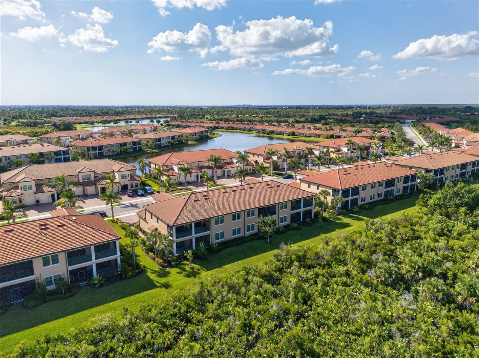 CROOKED CRK 2/SARASOTA NATIONA - Residential