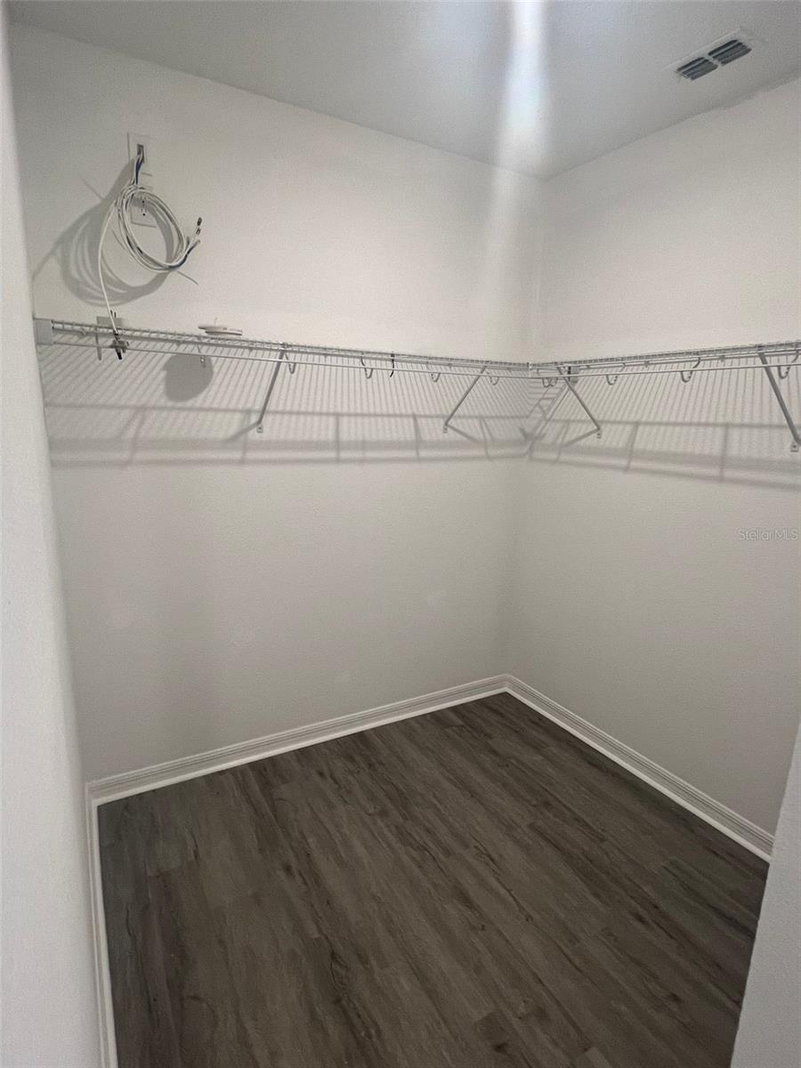 LAKE DENHAM ESTATES - Residential